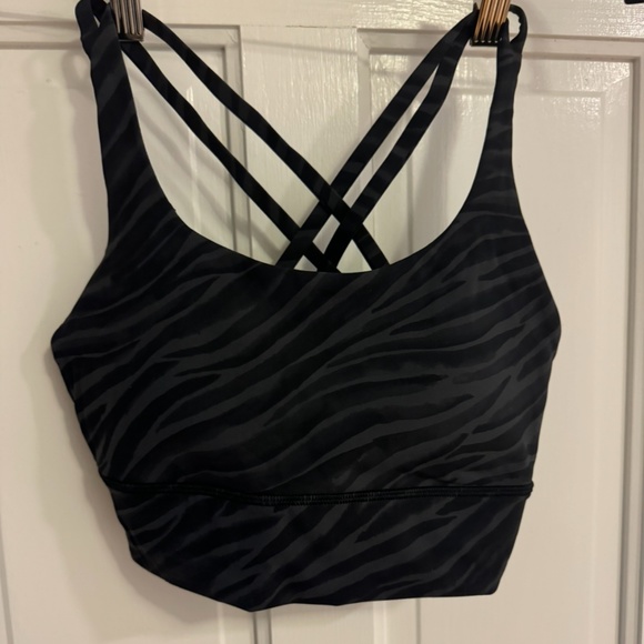 Lululemon sports bra size 6 - Picture 1 of 4